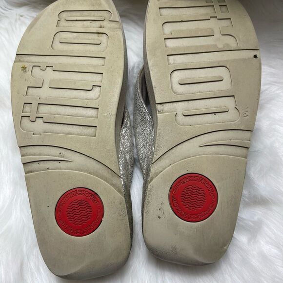 Fitflop glittery silver wedge thong sandals size 11 - Picture 9 of 10